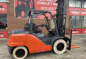 2019 TOYOTA 8FG-50N 4000 mm V 2 STAGE CLEAR VIEW MAST