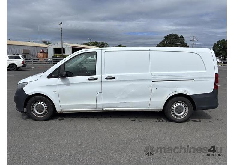 caption 2016 MERCEDES-BENZ VITO VAN
