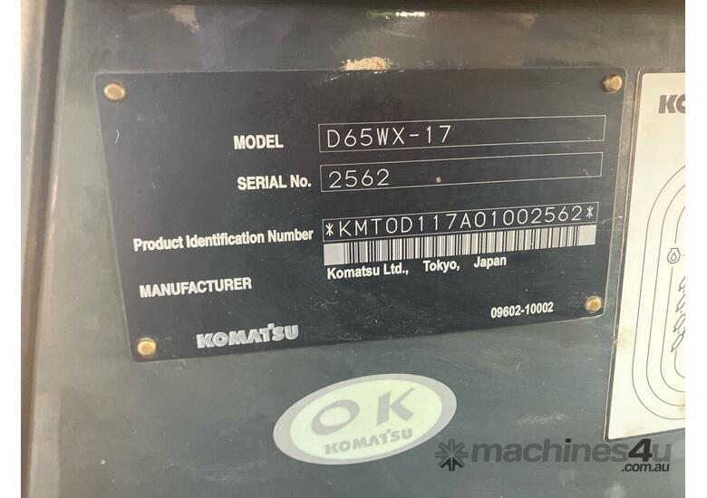 caption 2013 Komatsu D65WX-17 Tracked Dozer