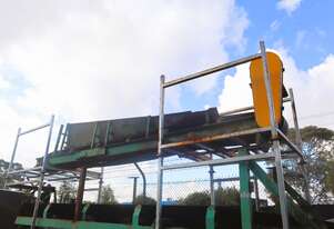 Industrial Incline Trough Conveyor - 5m Long Belt