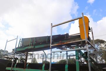 Industrial Incline Trough Conveyor - 5m Long Belt