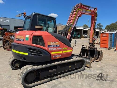 caption 2015 Kubota Kx080-3Sgla