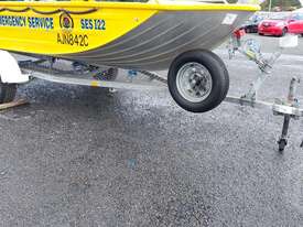Custom Boat Trailer - picture0' - Click to enlarge