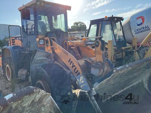 caption Hyundai HL 757-9 Articulated Wheel Loader