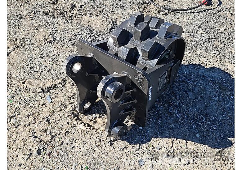 caption Unused Captok Compaction Wheel To Suit CAT 305 Excavator
