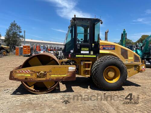 caption 2012 Caterpillar Cs56
