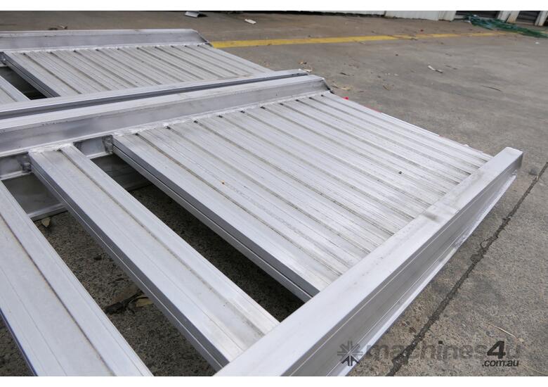 3.5m, 4700Kg - Digga Ezi-Loada Aluminium Loading Ramp - WA STOCK