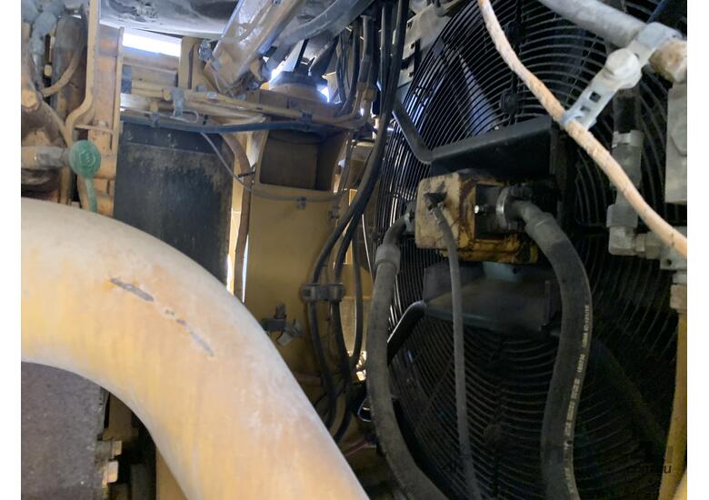 caption 2007 Caterpillar 770E Dump Truck
