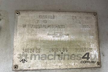 2013 Krueger ST-3-35 Tri Axle Curtainside B Trailer 2013 Krueger ST-3-35 Tri Axle Curtainside B Trailer