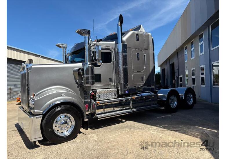 caption UNUSED 2024 Kenworth T909 Primemover 165T Rated