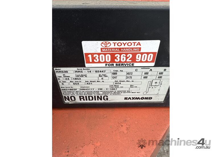 2015 Raymond Reach Walkie Stacker