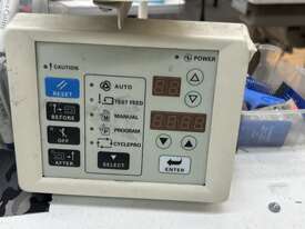 Topsew 981-01 Sewing Machine - picture1' - Click to enlarge