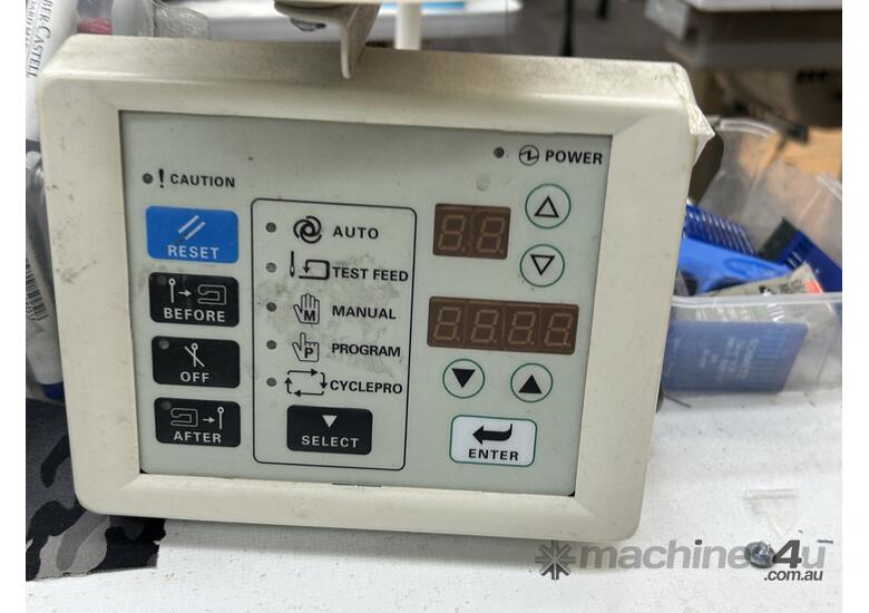 Topsew 981-01 Sewing Machine