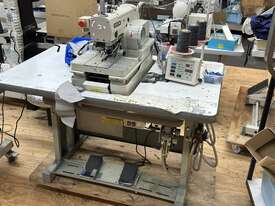 Topsew 981-01 Sewing Machine - picture2' - Click to enlarge