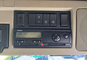 2015 Volvo FM Series 4 Prime Mover Sleeper Cab