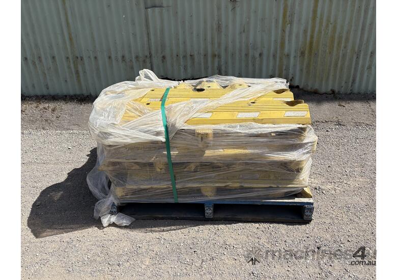 Pallet of Rubber Wheel Stops