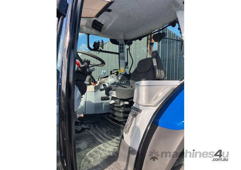 2009 New Holland T6050 A/C Cab 4WD