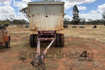 1986 HAMELEX WHITE TRIAXLE SUPERDOG