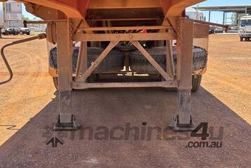 2010 Action Tri-Axle Side Tipper