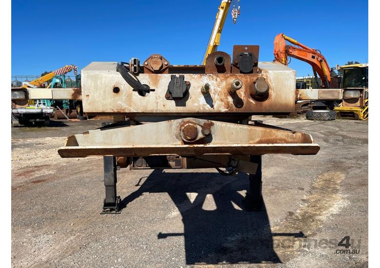 2014 BTE Tri Semi Chassis