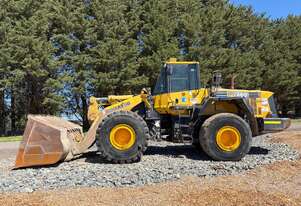 Komatsu 2017   Wa480-6