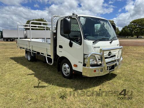 2025 Hino 616 AT 3430 WIDE TRADEACE  Tray