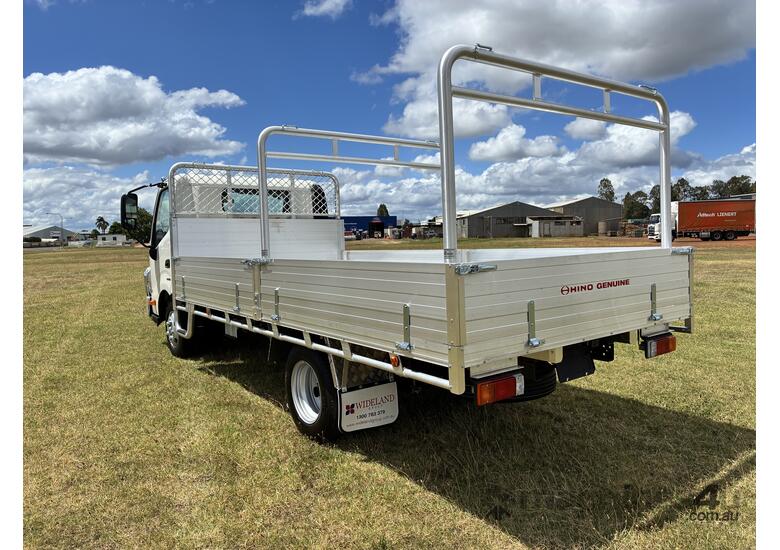 2025 Hino 616 AT 3430 WIDE TRADEACE  Tray