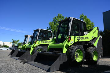 ZOOMLION ZS090V Skid Steer Loader - 47.9kW Multi-Purpose Construction Vehicle!