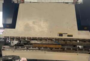 Yawei 3100 x 110 ton 5 Axis CNC Pressbrake