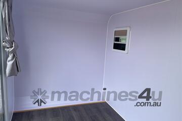Un  4m Open Plan Multi-Purpose Pod