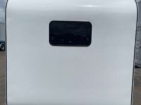 Unused 4m Open Plan Multi-Purpose Pod - picture2' - Click to enlarge