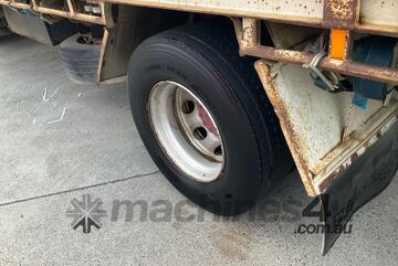 2006 Iveco Eurocargo 160E28 Crane Truck (Table Top)