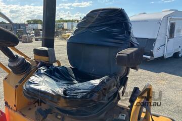 2006 Caterpillar CB-224E Dual Smooth Drum Roller