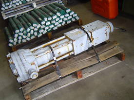 MONTABERT BRH 250 HYDRAULIC ROCK BREAKER - picture0' - Click to enlarge