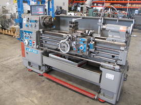 Centre Lathe 360 x 1000mm - picture1' - Click to enlarge