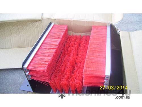 caption BOOT BRUSHES