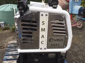 SMAC PORTABLE AIR COMPRESSOR WITH ELECTRIC KEY STA - picture0' - Click to enlarge