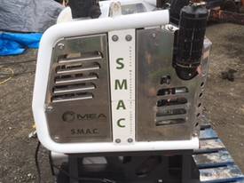 SMAC PORTABLE AIR COMPRESSOR WITH ELECTRIC KEY STA - picture1' - Click to enlarge