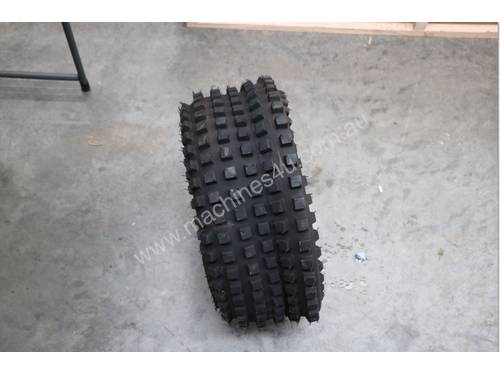 Goodyear Terra tyre, Extra low preasure, tubeless NHS 21X11-8 no rims