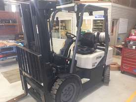 Crown 2.5T CG25E Forklift - picture0' - Click to enlarge