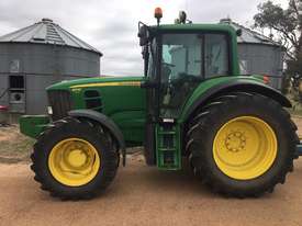 John Deere 6630 FWA/4WD Tractor - picture0' - Click to enlarge