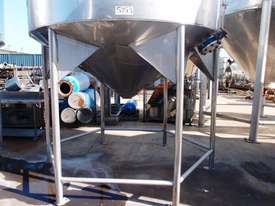 Stainless Steel Storage Tank (Vertical), Capacity: 10,000Lt - picture1' - Click to enlarge