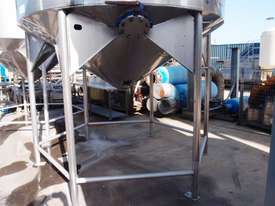 Stainless Steel Storage Tank (Vertical), Capacity: 10,000Lt - picture2' - Click to enlarge