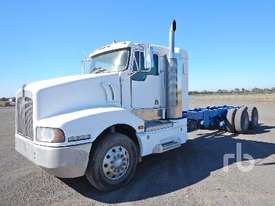 KENWORTH T404 Cab & Chassis - picture2' - Click to enlarge