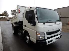 Fuso Canter 715 Wide Tipping tray Truck - picture2' - Click to enlarge