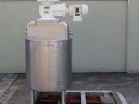 Jacketed Mixing Vessel - picture19' - Click to enlarge