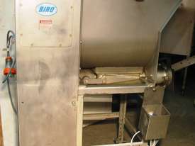 MIXER MINCER BUTCHER SMALLGOODS - picture0' - Click to enlarge