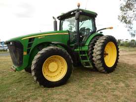 John Deere 8245R FWA/4WD Tractor - picture0' - Click to enlarge