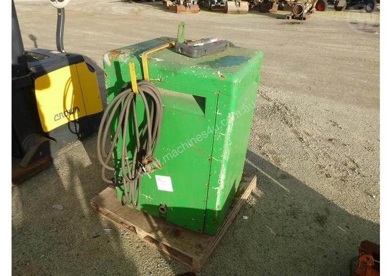 caption Lincoln Electric Idealarc TM - 300/300
