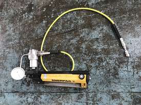 Enerpac Hydraulic Hand Pump Porta Power Two Speed P392 10000 PSI - picture0' - Click to enlarge